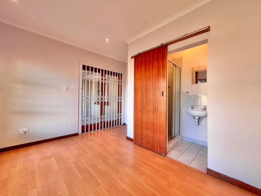 To Let 3 Bedroom Property for Rent in Ottery Western Cape